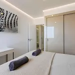 Ocean Garden 2br Climatized Pool & Parking * אדחה