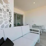 דירה Ocean Garden 2br Climatized Pool & Parking