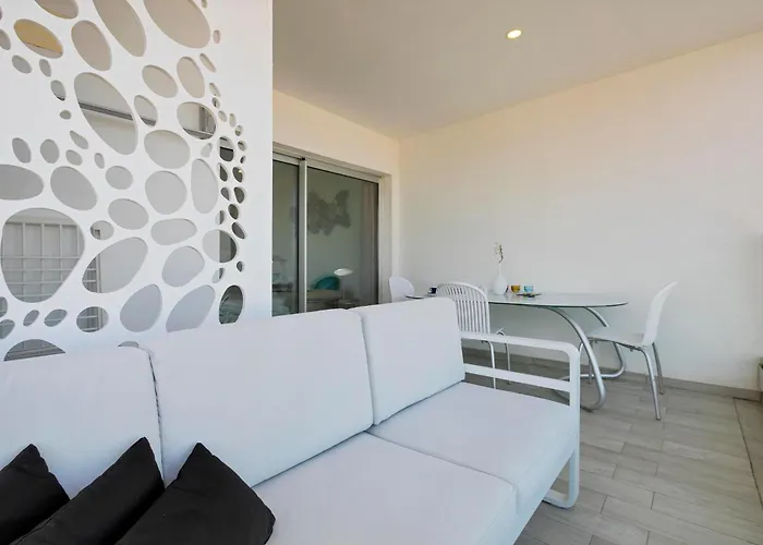 아파트 Ocean Garden 2br Climatized Pool & Parking